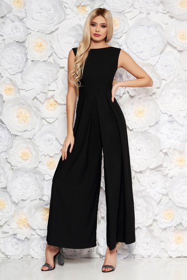 Salopeta neagra eleganta fara maneci cu un croi evazat din material neelastic