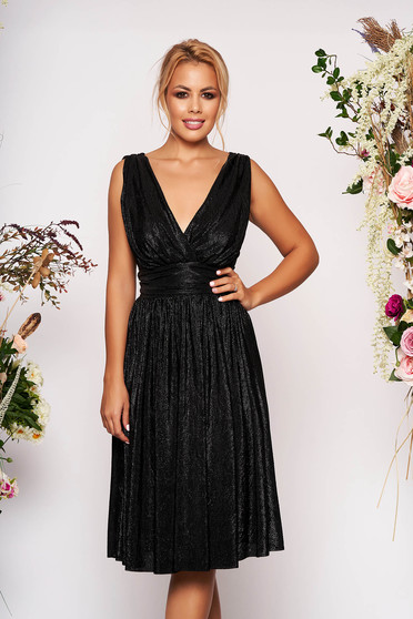 Rochie StarShinerS neagra midi de ocazie cu croi in clos cu decolteu in v fara maneci