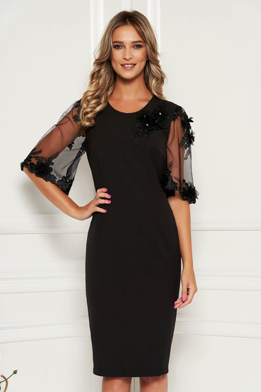 Rochie StarShinerS neagra midi de ocazie din stofa cu decolteu rotunjit si maneci din dantela