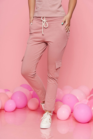 Pantaloni SunShine rosa casual cu elastic in talie cu buzunare din bumbac usor elastic