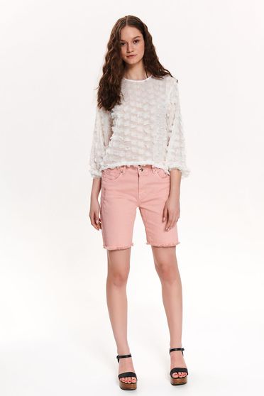 Pantalon scurt Top Secret roz casual pana la genunchi cu mici rupturi de material