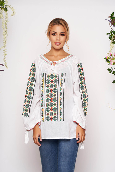 Camasa dama verde brodata cu croi larg din bumbac neelastic accesorizata cu snur