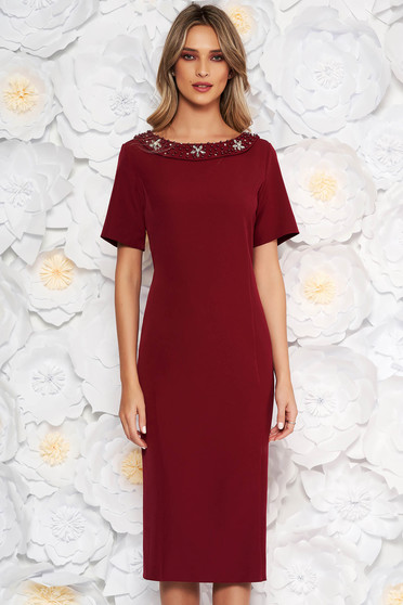 Rochie visinie de ocazie midi tip creion cu aplicatii cu margele cu aplicatii cu pietre strass