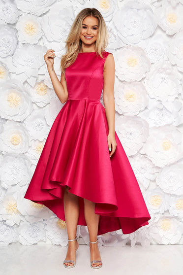 Rochie fuchsia de ocazie asimetrica in clos din material satinat fara maneci