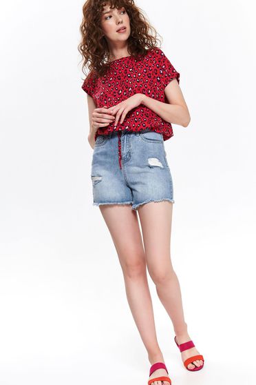 Bluza dama Top Secret rosie casual cu croi larg cu maneca scurta din material subtire animal print