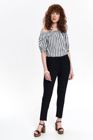 Pantaloni Top Secret negri casual cu talie medie accesorizati cu snur