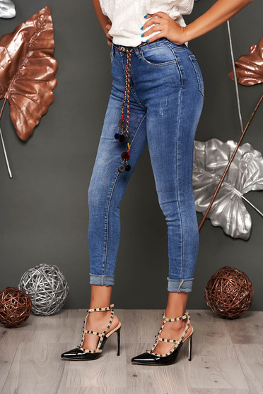 Blugi albastri skinny cu talie medie din bumbac usor elastic