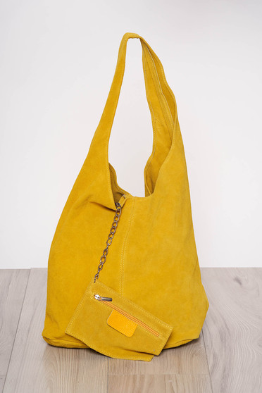 Geanta dama galbena casual din piele naturala cu manere de lungime medie cu accesoriu inclus