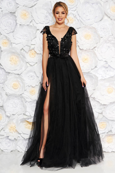Rochie neagra de ocazie in clos din tul cu insertii de broderie cu aplicatii florale cu efect 3d