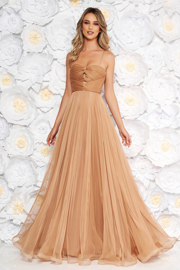Rochie Ana Radu maro de lux din tul captusita pe interior cu bust buretat cu umeri goi
