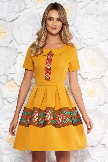 Mustard elegant daily cloche dress short sleeve with round collar embroidered short cut