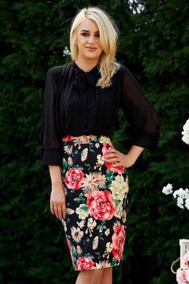 Rochie neagra eleganta de zi midi tip creion cu maneci trei-sferturi cu imprimeuri florale