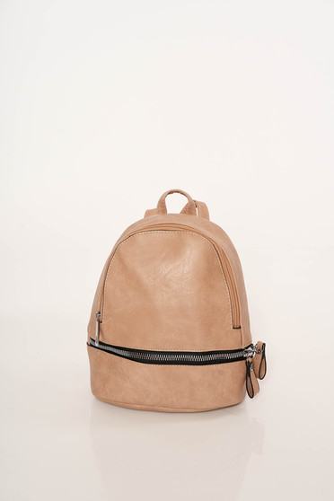 Rucsac maro casual din piele ecologica accesorizat cu fermoar