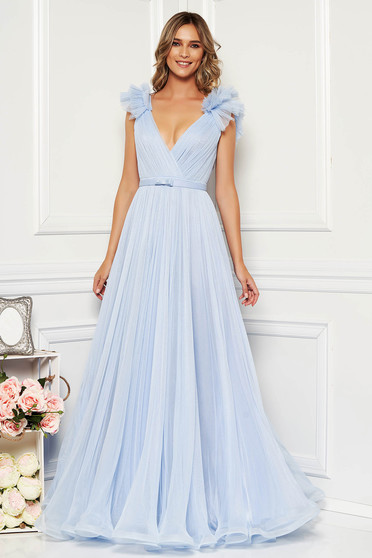 Rochie Ana Radu albastru-deschis de lux cu decolteu adanc din tul captusita pe interior cu bust buretat