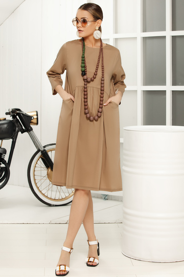 Rochie maro casual de zi cu croi larg cu maneci trei-sferturi
