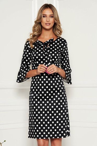 Rochie neagra de zi cu croi in a cu maneci clopot din material subtire cu buline