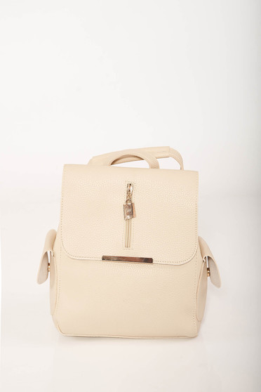 Rucsac crem casual din imitatie de piele cu buzunare laterale si bretele ajustabile