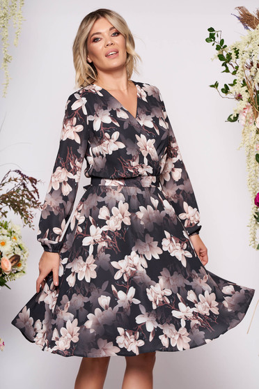 Rochie StarShinerS neagra midi de ocazie in clos din voal cu decolteu in v petrecut cu imprimeu floral si cordon detasabil