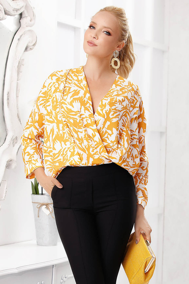 Bluza dama Fofy mustarie scurta eleganta cu croi larg cu decolteu adanc cu maneci lungi si imprimeuri grafice