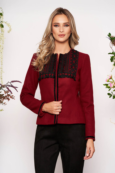 Sacou LaDonna visiniu scurt elegant cambrat din lana cu maneci lungi cu umerii buretati