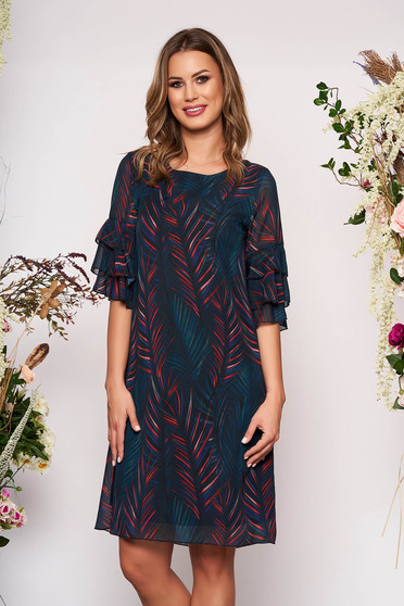Rochie neagra scurta de zi cu croi in a cu maneci clopot decolteu la baza gatului si imprimeuri grafice