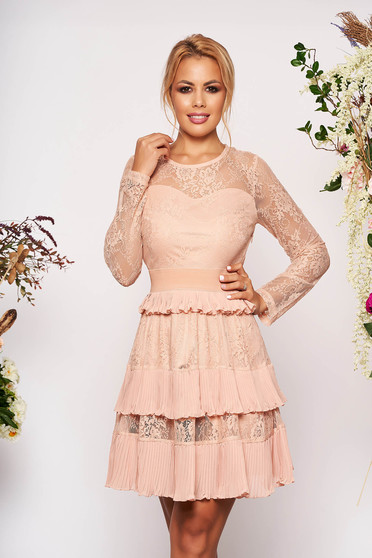 Rochie SunShine roz prafuit scurta de ocazie in clos din dantela banda elastica cu maneci lungi cu maneci din dantela