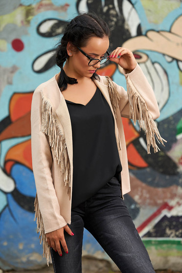Cardigan crem casual din material gros cu croi larg cu maneci lungi si franjuri cu capse