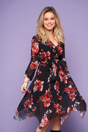 Rochie SunShine neagra scurta eleganta asimetrica in clos din voal cu decolteu in v cu maneci trei-sferturi si imprimeu floral