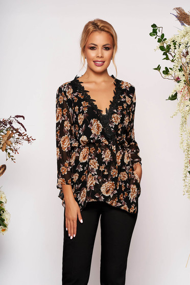 Bluza dama SunShine neagra eleganta din voal cu maneca lunga cu decolteu in v cu aplicatii de dantela cu imprimeu floral