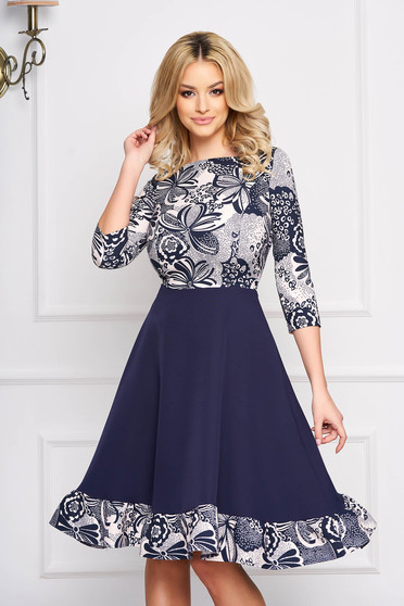 Rochie StarShinerS albastru-inchis de zi in clos cu maneci trei-sferturi din material elastic cu imprimeu floral