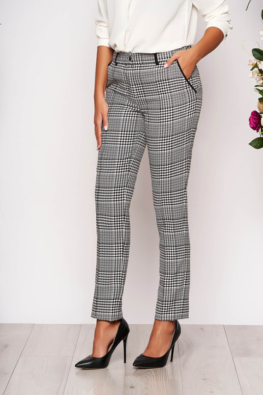 Pantaloni LaDonna gri lungi eleganti office din stofa cu un croi drept si buzunare in fata