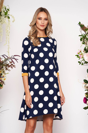 Rochie StarShinerS albastru-inchis de zi cu croi larg cu maneca 3/4 din material usor elastic cu buline
