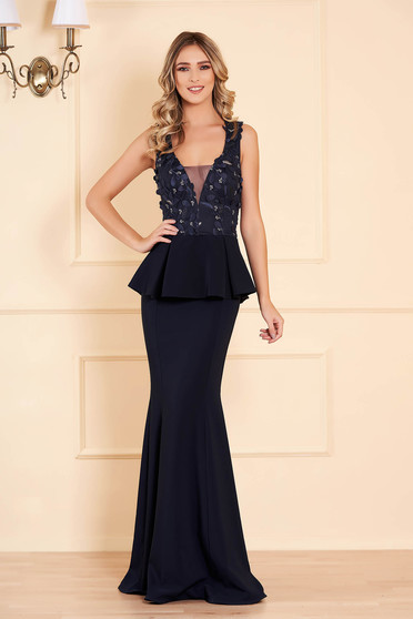 Rochie Artista albastru-inchis de ocazie tip sirena cu aplicatii de tul broderie florala cu peplum cu decolteu in v