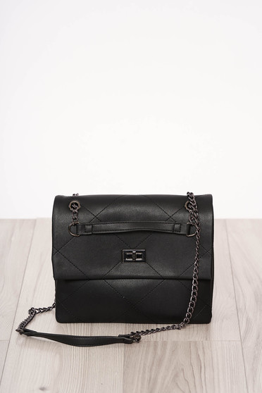 Geanta dama SunShine neagra din piele ecologica cu maner lung tip lantisor accesorizata cu o catarama