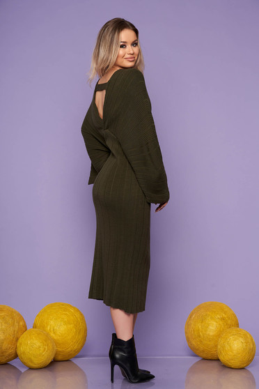 Rochie SunShine khaki midi de zi din material tricotat cu un croi drept cu decolteu in v si maneci largi