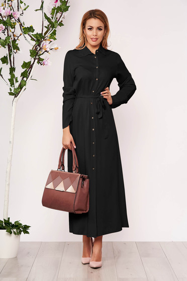 Rochie SunShine neagra casual lunga cu un croi drept cu maneci lungi si inchidere cu nasturi