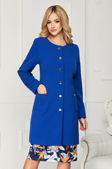 Trench albastru elegant din stofa cu un croi drept cu buzunare si inchidere cu nasturi