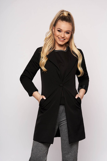 Sacou SunShine negru casual din stofa cu un croi drept si inchidere cu un nasture