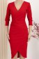 Rochie din crep rosie pana la genunchi tip creion cu decolteu petrecut - StarShinerS 4 - StarShinerS.ro