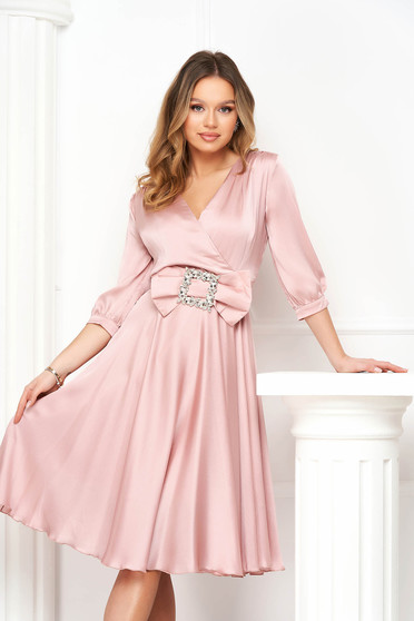 Cleavage dresses, Lightpink dress midi cloche from satin buckle accessory - StarShinerS.com