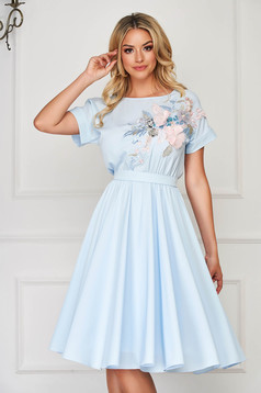 StarShinerS lightblue dress occasional cloche with elastic waist with embroidery details midi