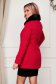 Palton SunShine rosu elegant scurt cu un croi drept din stofa accesorizat cu blana ecologica la guler 2 - StarShinerS.ro