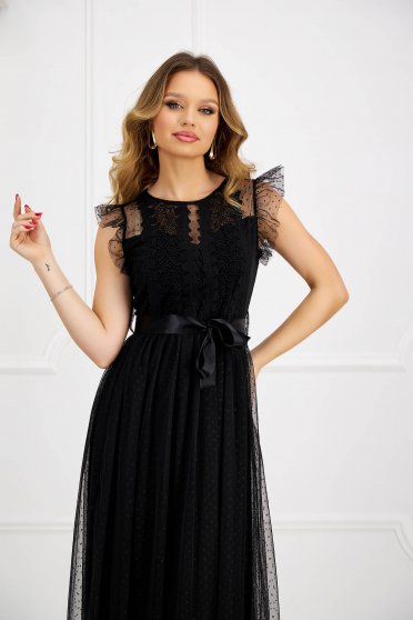 Black dress from tulle cloche with elastic waist knitted lace