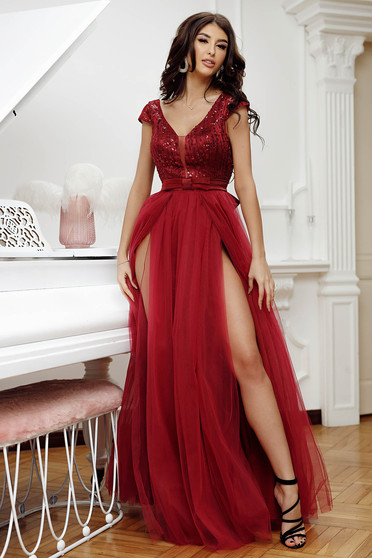 Raspberry dress from tulle cloche occasional slit with sequin embellished details