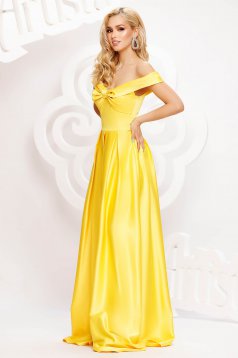 Yellow dress long cloche from satin naked shoulders with bow