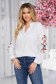 Bluza dama din bumbac alba cu croi larg si maneci lungi cu broderie florala - SunShine 1 - StarShinerS.ro