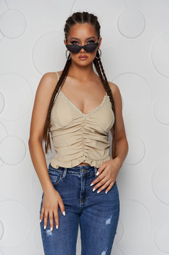 Cream top shirt short cut tented with straps with lace details thin fabric