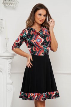 StarShinerS cloche office dress midi of embossed material with ruffles at the buttom of the dress from elastic fabric