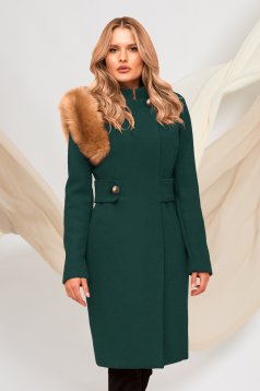 Coat darkgreen cloth with faux fur details accessorized with tied waistband