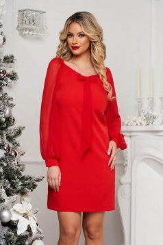 Dress StarShinerS red occasional with veil sleeves accessorized with breastpin with bow loose fit